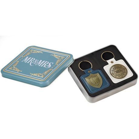 Christian Art Gifts: Mr & Mrs Luxleather Keyring In Tin