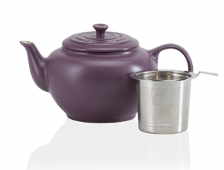 Le Creuset Short Round Teapot with Infuser