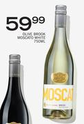 Olive Brook Moscato White-750ml