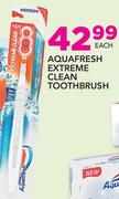 Aquafresh Extreme Clean Toothbrush