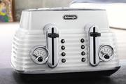 Delonghi Scultura 4 Slice Toaster