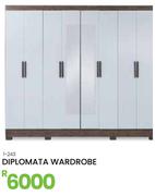 Diplomata Wardrobe 1-243