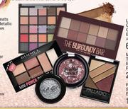 Essence Sprinkled Chrome Eyeshadow