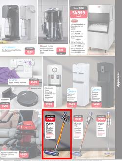 Makro : Someone's In A Festive Gifting Mood (29 October - 24 December 2023), page 27
