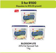 Blossom Lite 25% Fat Spread Tub - 1kg