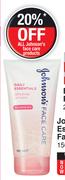 Johnson's Daily Essentials Refreshing Face Wash-150ml