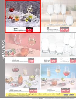 Makro : It's A Full On Festive Mood At Makro (04 November - 24 December 2024), page 44
