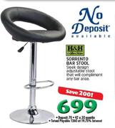 H&H Collection Sorrento Bar Stool.