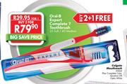 Oral B Expert Complete 7 Toothbrush-35Soft/40Medium
