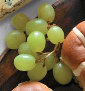 Spar Freshline Red Or White Seedless Grapes-500g Per Punnet