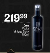 Cruz Vodka Vintage Black-750ml 