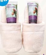 Good Earth Almond Milk Slipper Pack