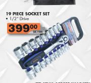 19 Piece Socket Set