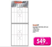 Homestyle Solid Gate With Lock