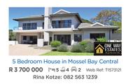One Way Estates 5 Bedroom House In Mossel Bay Central