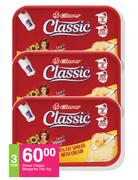 Clover Classic Margarine Tub-For 3 x 1Kg