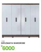 Diplomata Wardrobe 1-243