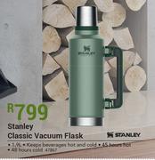 Stanley 1.9Ltr Classic Vacuum Flask