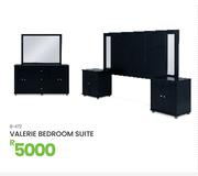 Valerie Bedroom Suite 8-472