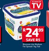 Blossom Lite Medium Fat Spread Tub-1Kg