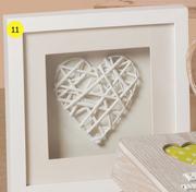 White Framed Willow Heart