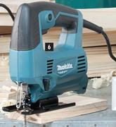Makita 450 Watt Orbital Jigsaw