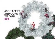 Santa's Trading 40cm Berry And Cone Wreath