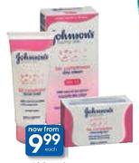 Johnson's Exfoliating Wash-Each