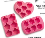 Love To Bake 6-Piece Silicone Heart Moulds