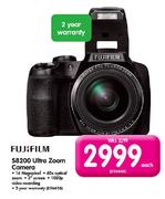 Fujifilm S8200 Ultra Zoom Camera