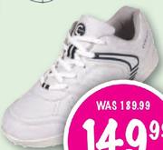 County Century Cricket Shoes size 3-8/Per Pair