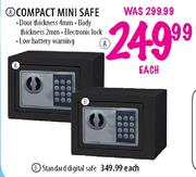 Compact Mini Safe-Each