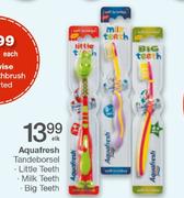 Aquafresh Tandeborsel-Each