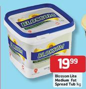 Blossom Lite Medium Fat Spread Tub - 1 kg