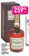 Hennessy V.S Cognac In Gift Box-1 x 750ml