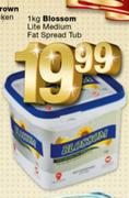 Blossom Lite Medium Fat Spread Tub-1kg