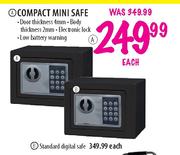 Compact Mini Safe-Each