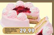 Freshly Baked Sweet Dessert Topping Strawberry Cake-530gm