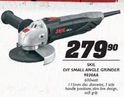 Skil Diy Small Angle Grinder 9030AA 600W