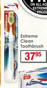 Aquafresh Extreme Clean Toothbrush