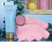 Nature's Nourishment Pineapple & Cedar Bath Trio Set 3 Piece-Per Set