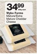 Wyke Farms Mature/Extra Mature Cheddar Cheese-200g Each