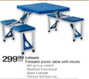 Leisure Foldable Picnic Table With Stools
