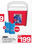26Ltr Cooler Box With 2 x 400ml Ice Bricks Free