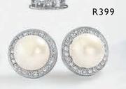 Sterling Silver Pearl Earring