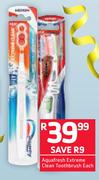 Aquafresh Extreme Clean Toothbrush-Each