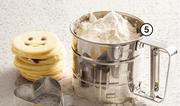 Love To Bake Stainless Steel Flour Sifter
