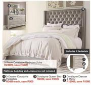 Coralayne Queen Bed