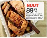 Nuut Smaakvolle, Gedeeltelik Ontbeende Hoender Gevul Met Bosbessies, Appel & Gebraaide Uie Vir Smaak